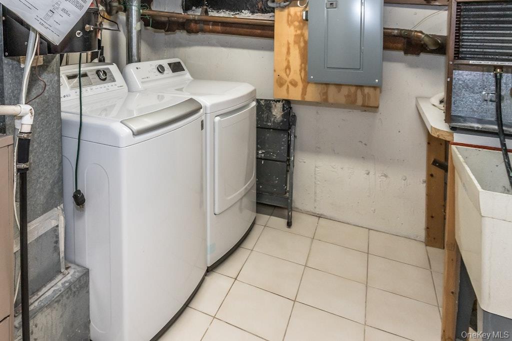8 Lenmore Drive Property Photo 26