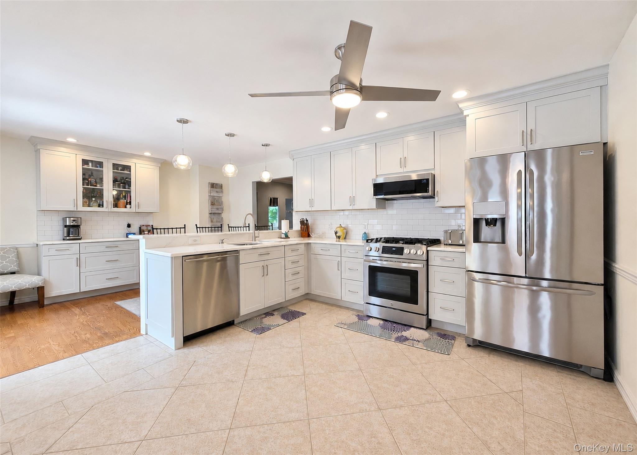 12 Walnut Street Property Photo 9