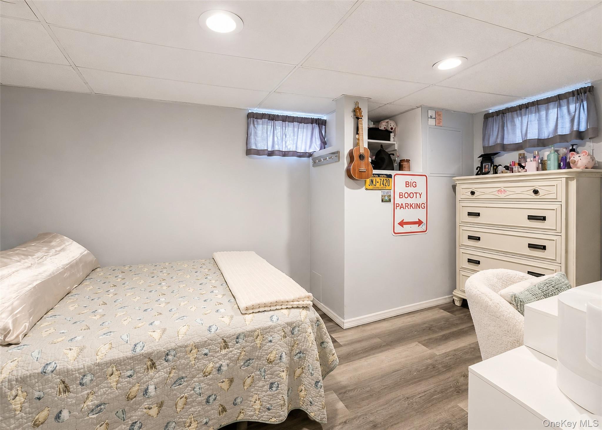 12 Walnut Street Property Photo 17