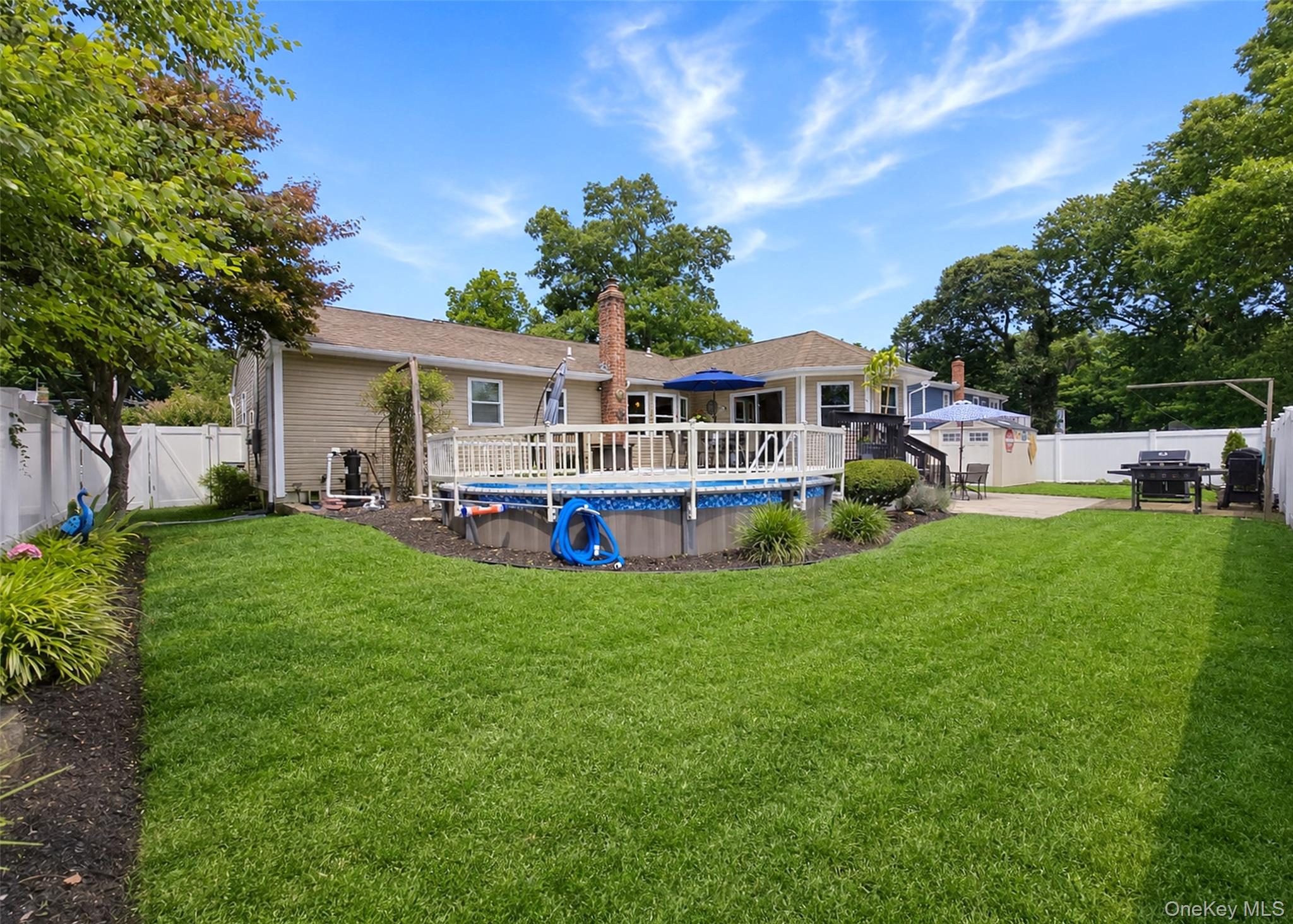 12 Walnut Street Property Photo 25