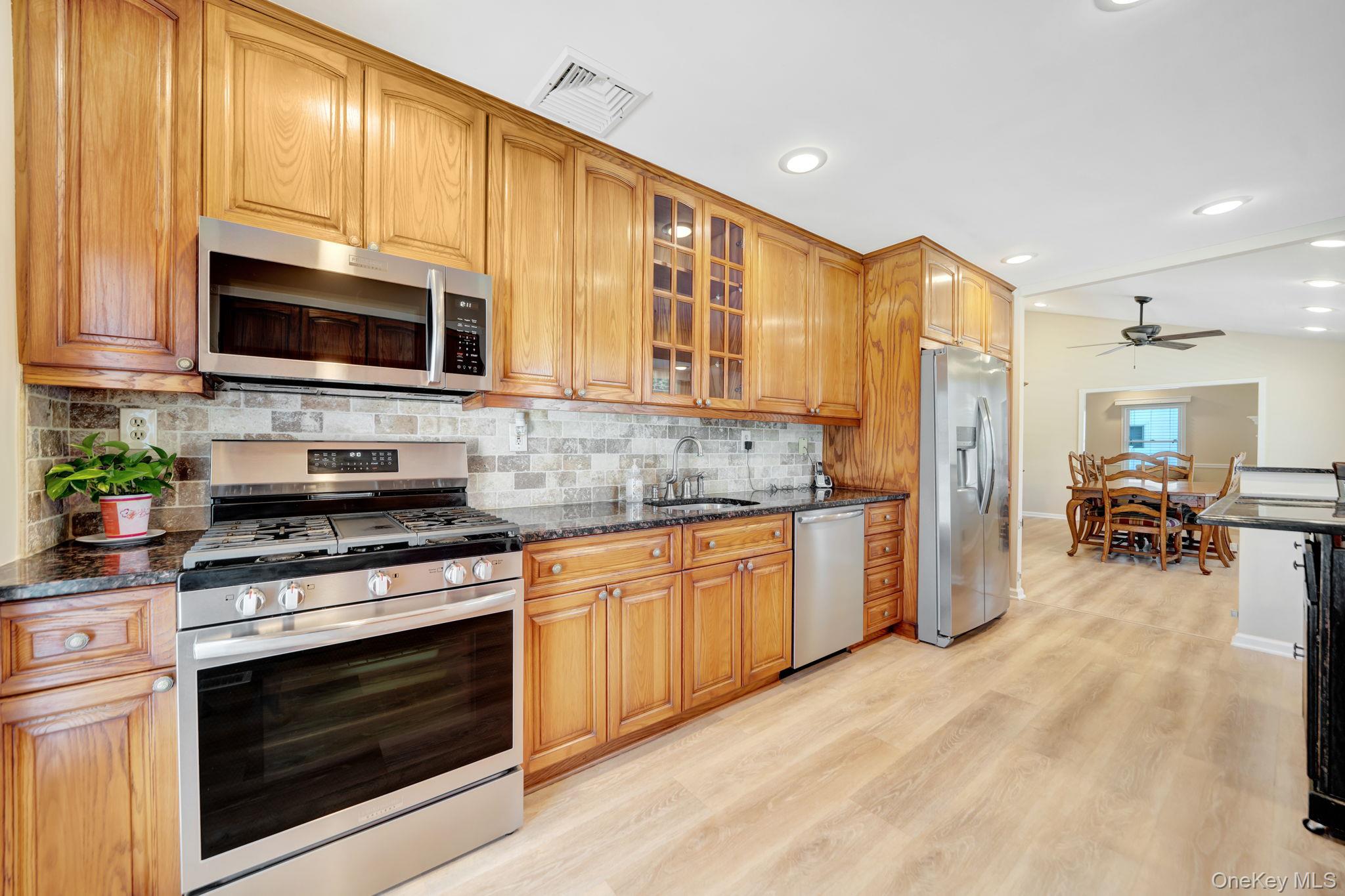 15 Abbey Drive Property Photo 5