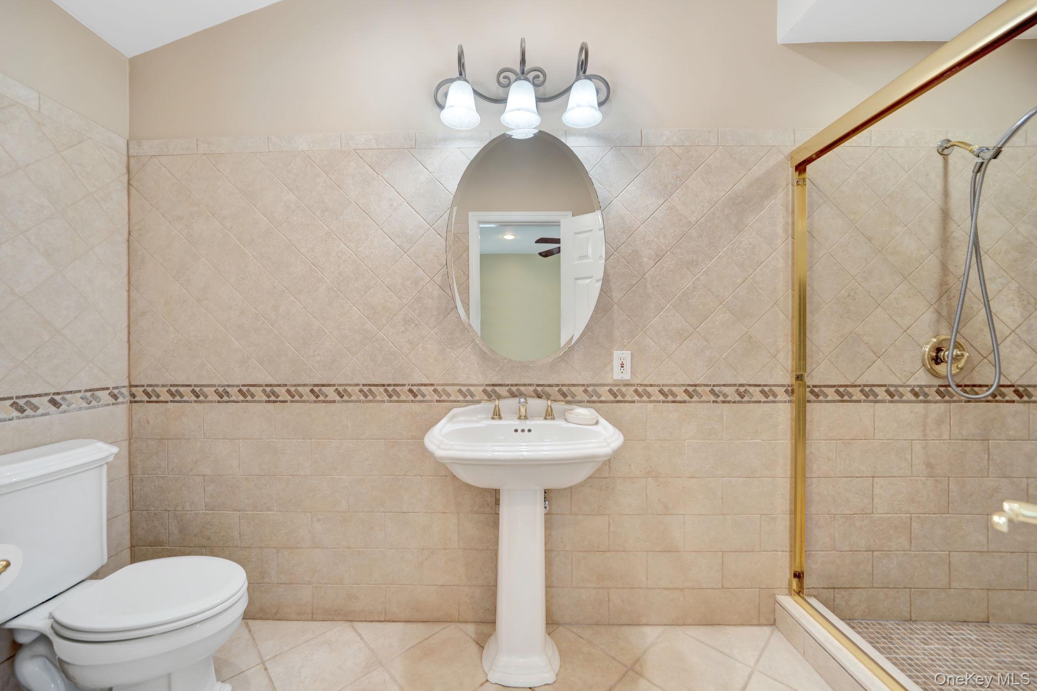 15 Abbey Drive Property Photo 11