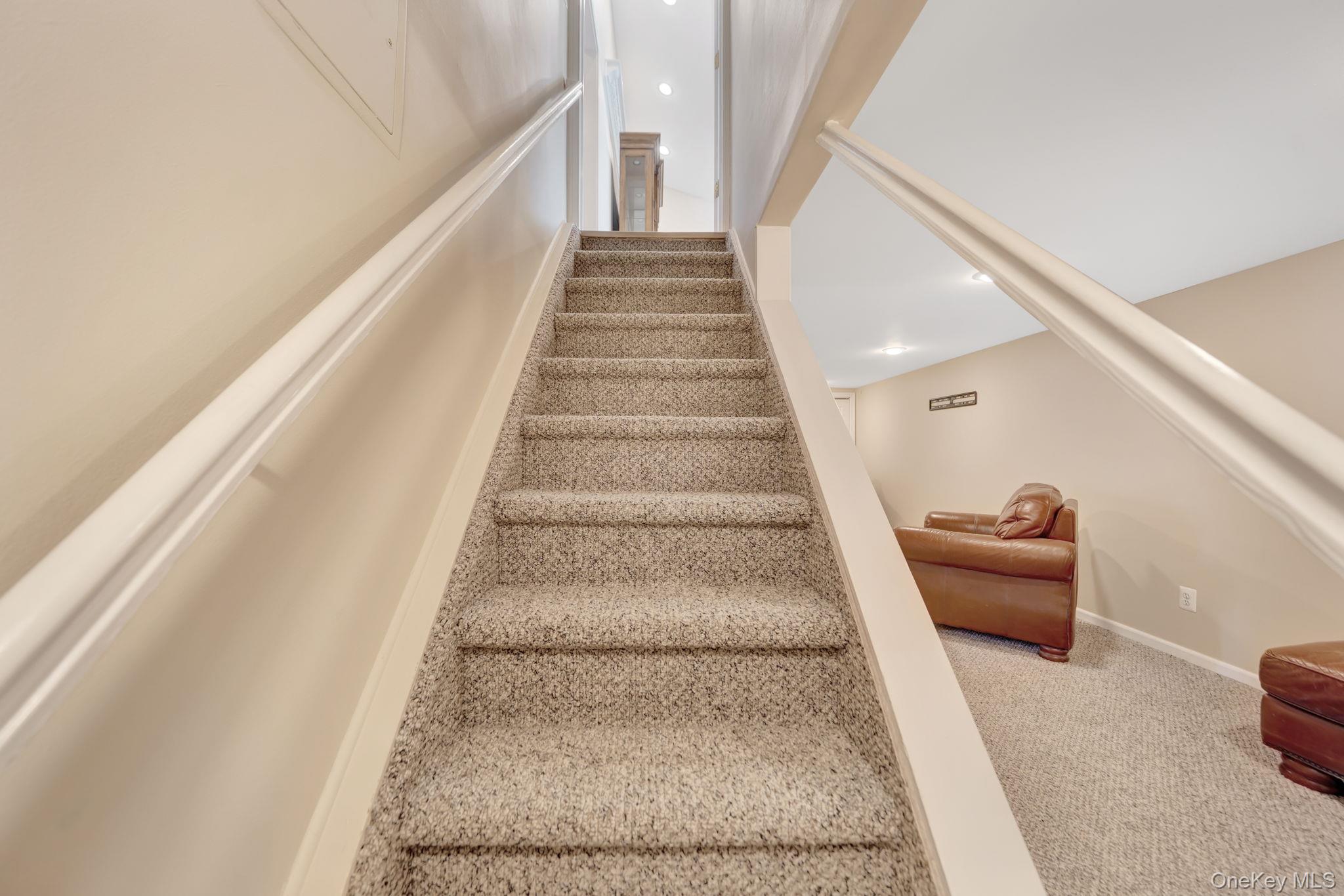 15 Abbey Drive Property Photo 14
