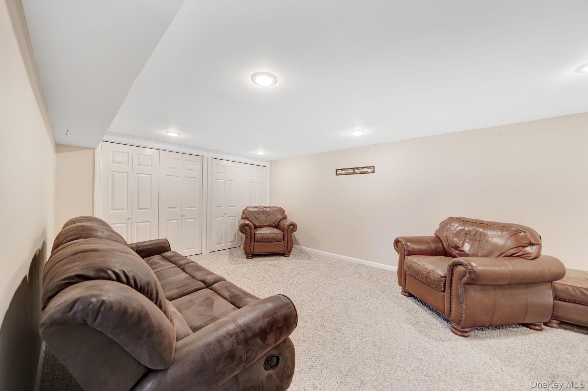 15 Abbey Drive Property Photo 15
