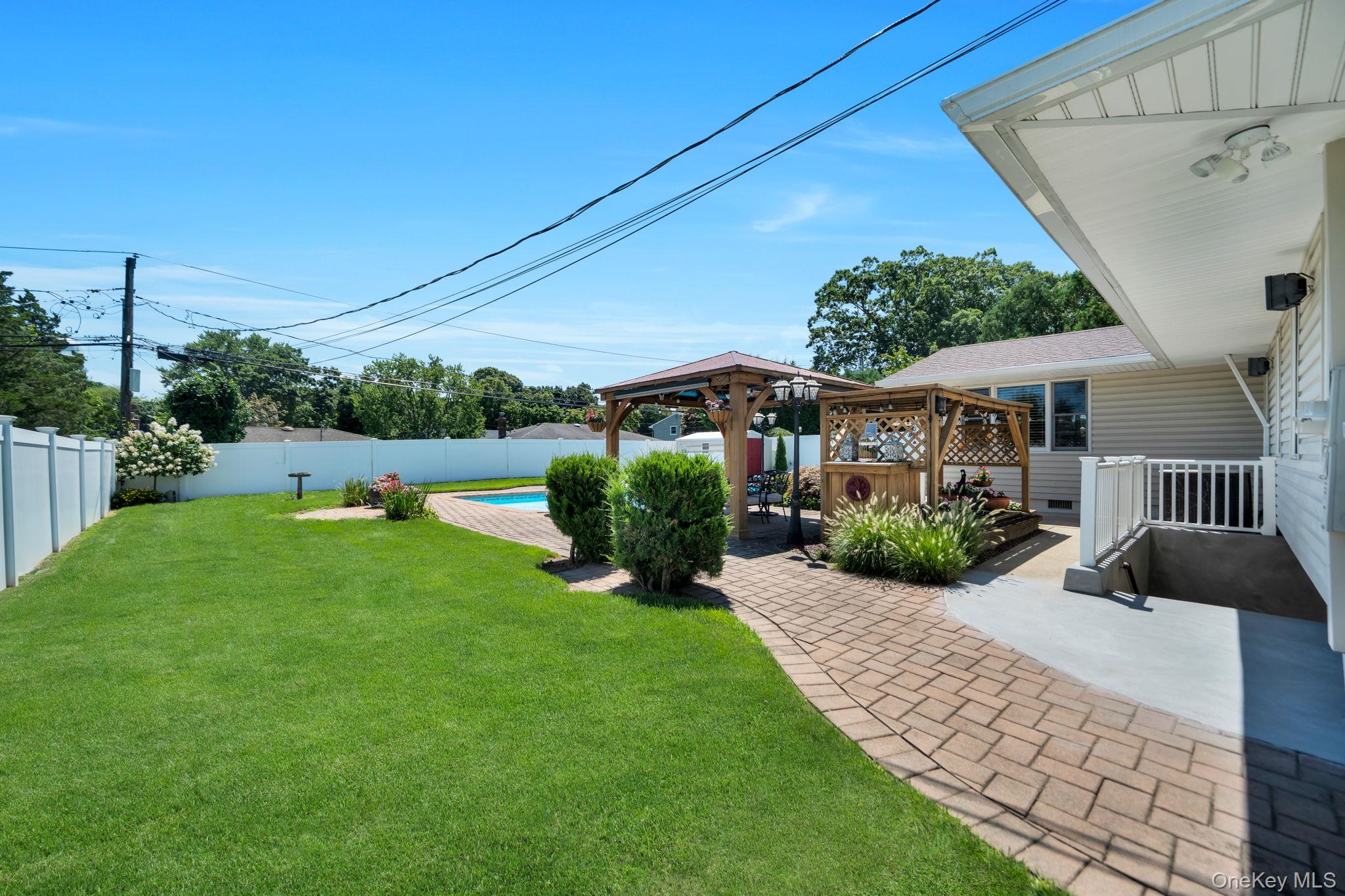 15 Abbey Drive Property Photo 20