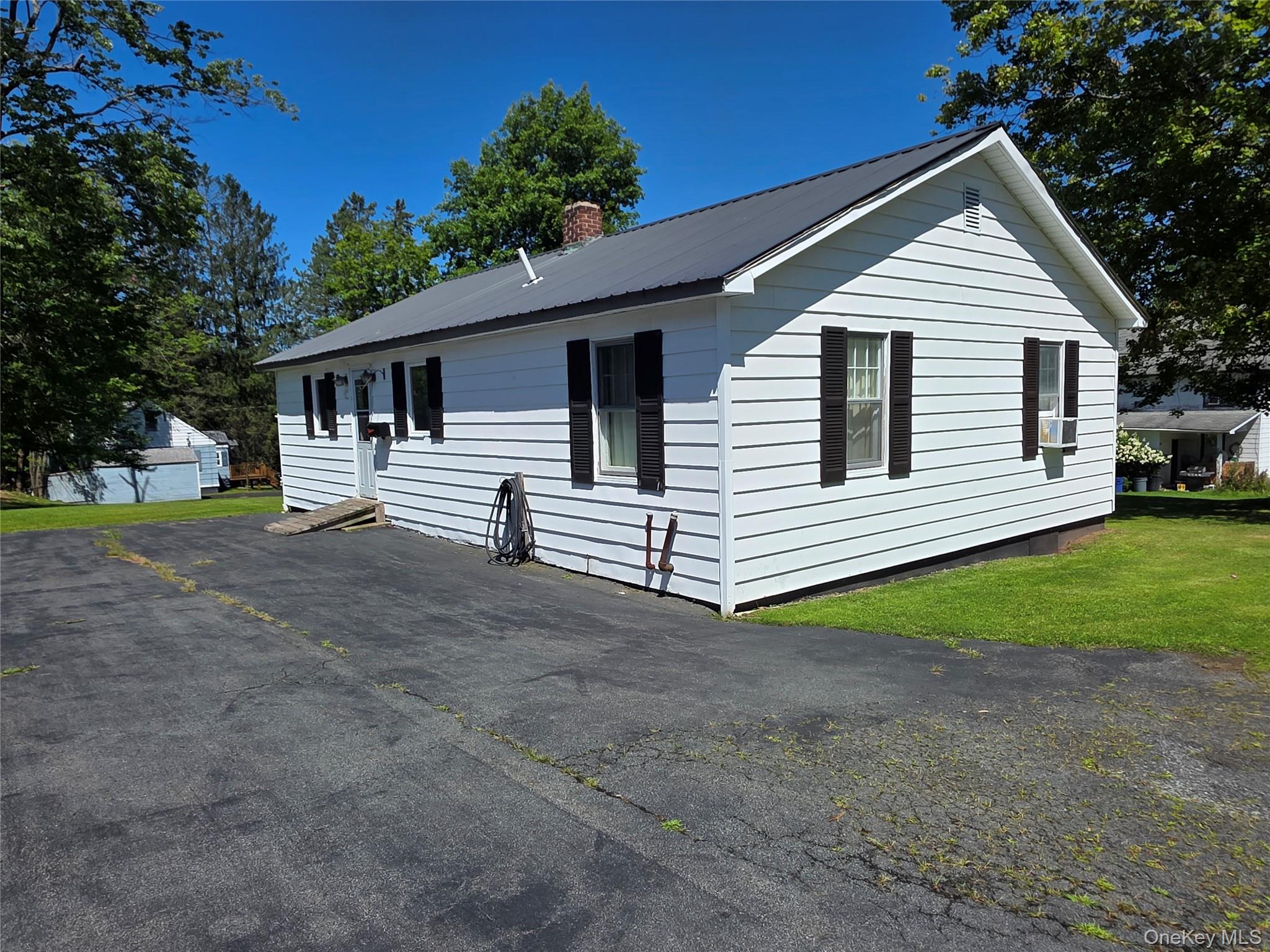 12 Winthrop Avenue Property Photo 4