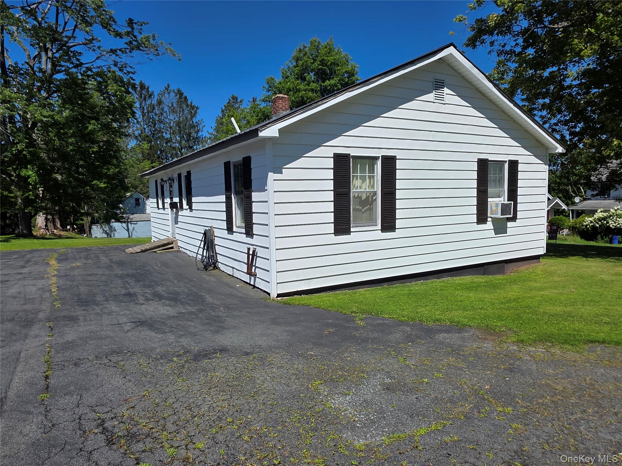 12 Winthrop Avenue Property Photo 7