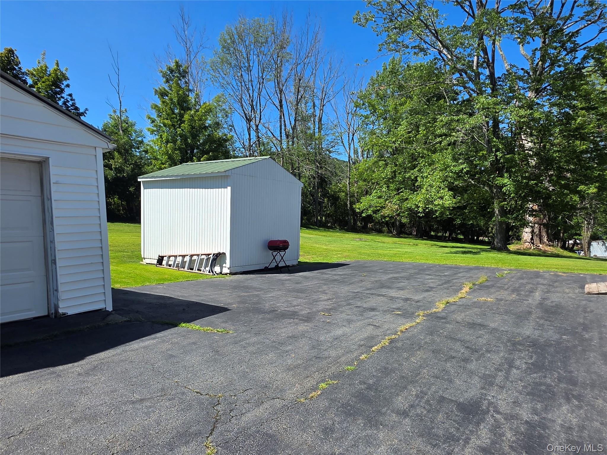 12 Winthrop Avenue Property Photo 9
