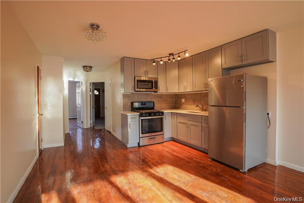 4116 De Reimer Avenue 2 Property Photo 3