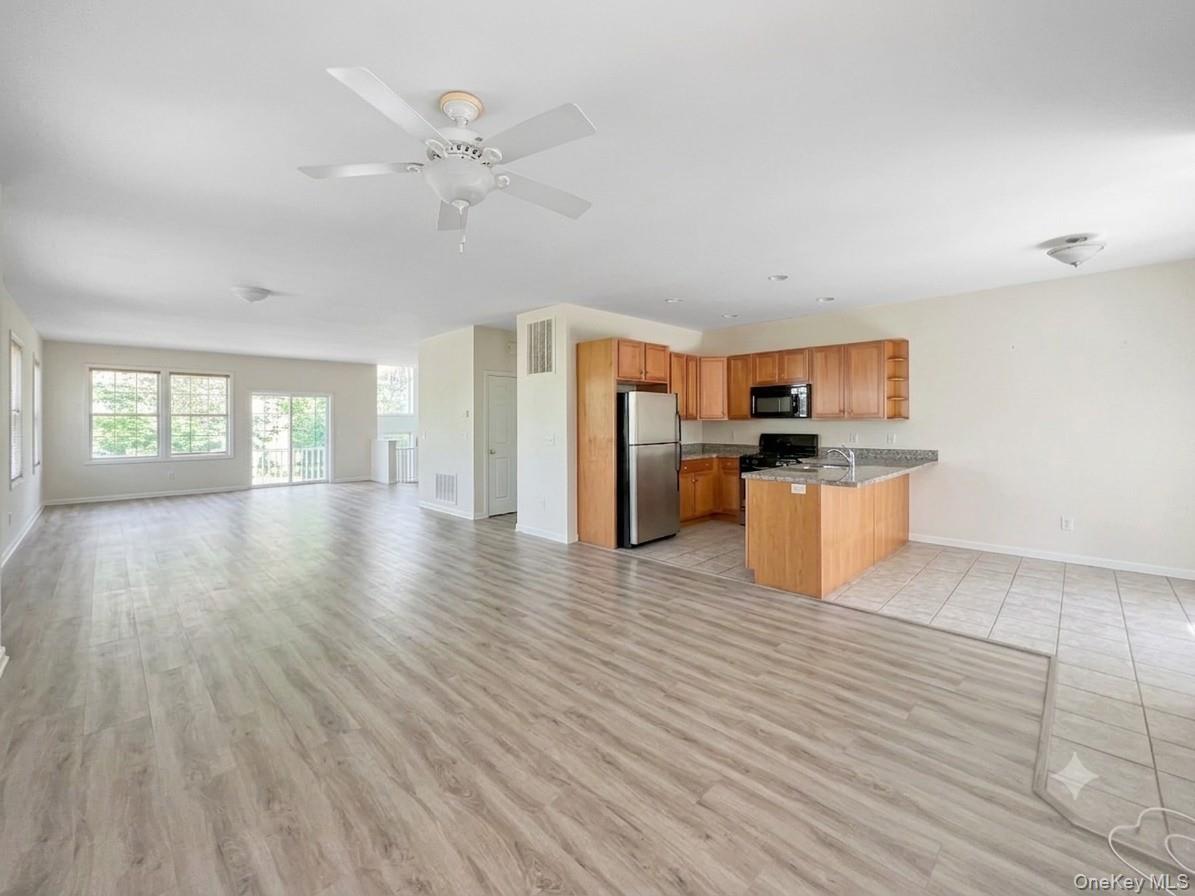 61 N River Drive Property Photo 4