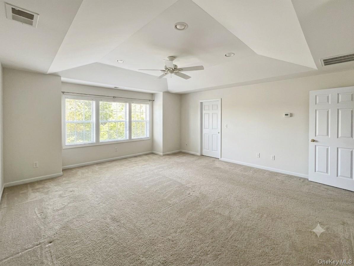 61 N River Drive Property Photo 9