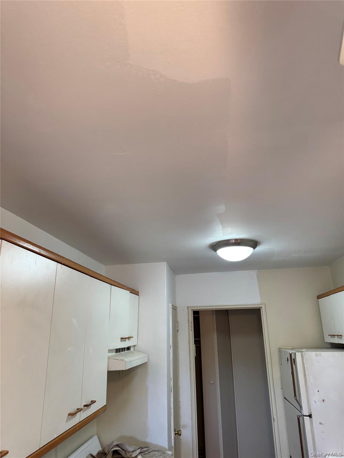 211-40 18th Avenue 4j Property Photo 5