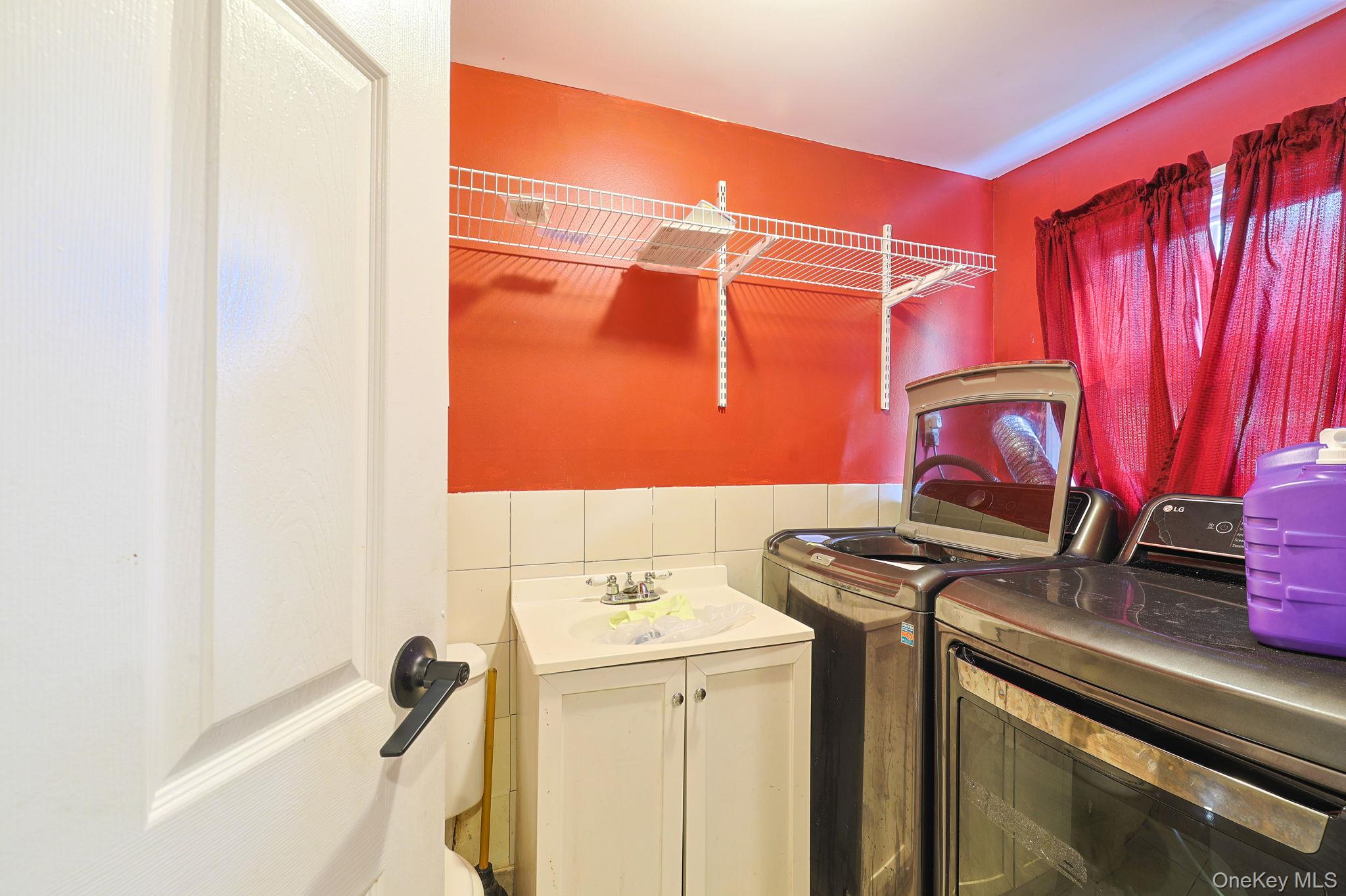 1 Forest Lane Property Photo 20