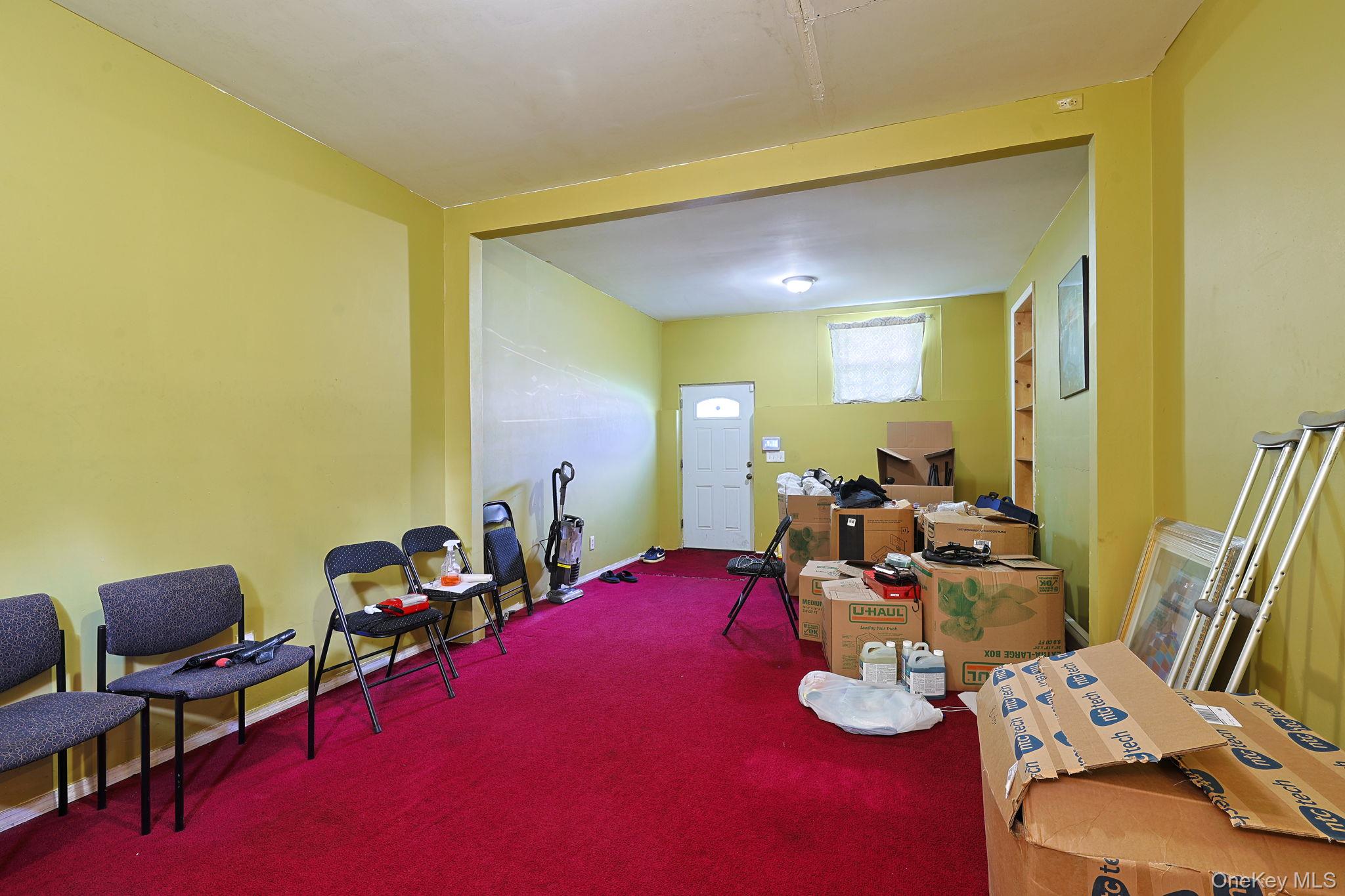 1 Forest Lane Property Photo 22