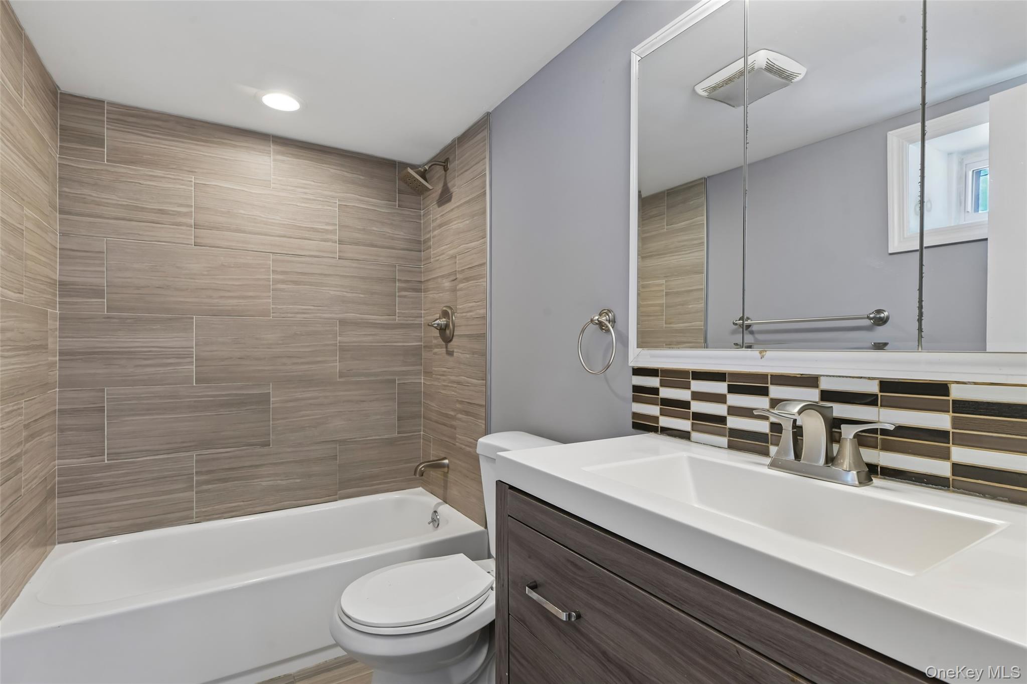 416 Arizona Avenue Property Photo 19
