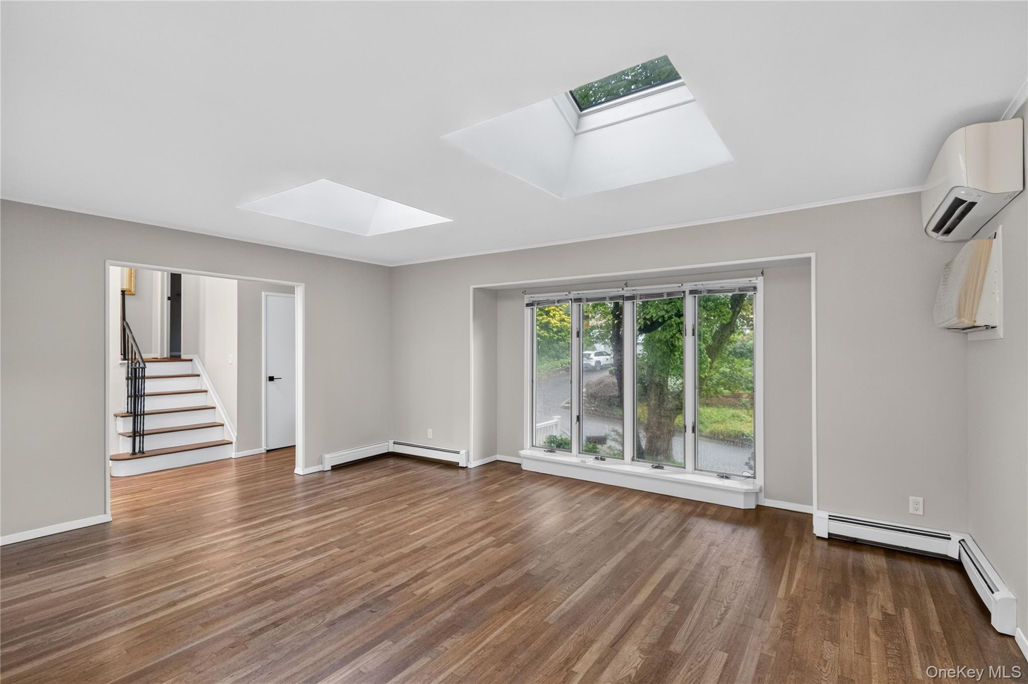 10 Sycamore Road Property Photo 6