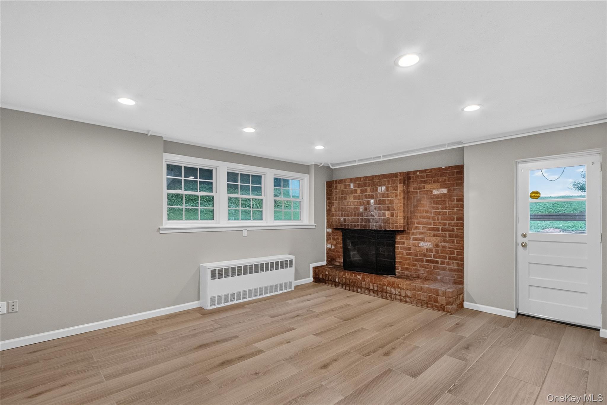 10 Sycamore Road Property Photo 13