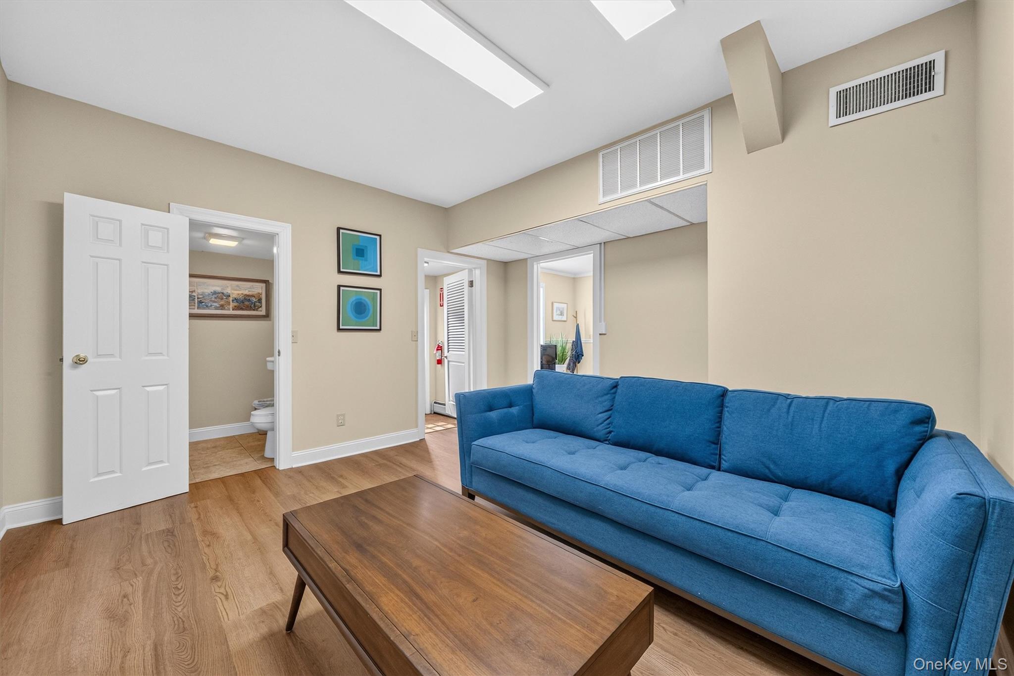 12 Scotchtown Avenue Property Photo 17