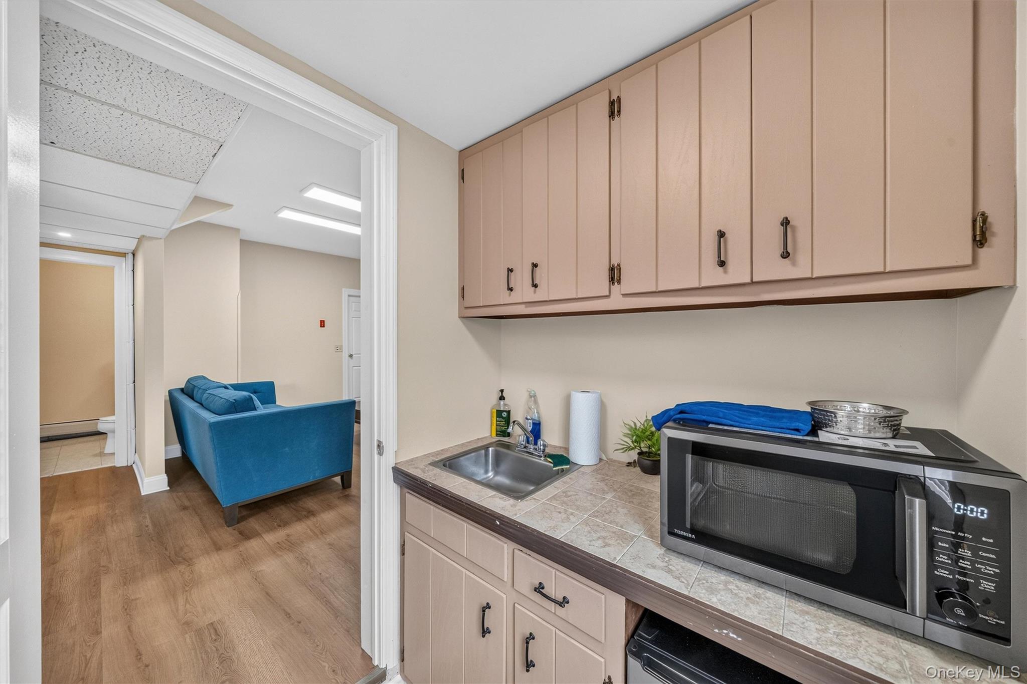 12 Scotchtown Avenue Property Photo 31