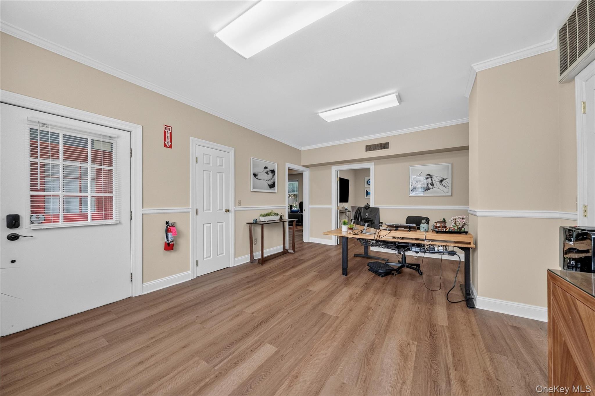 12 Scotchtown Avenue Property Photo 3