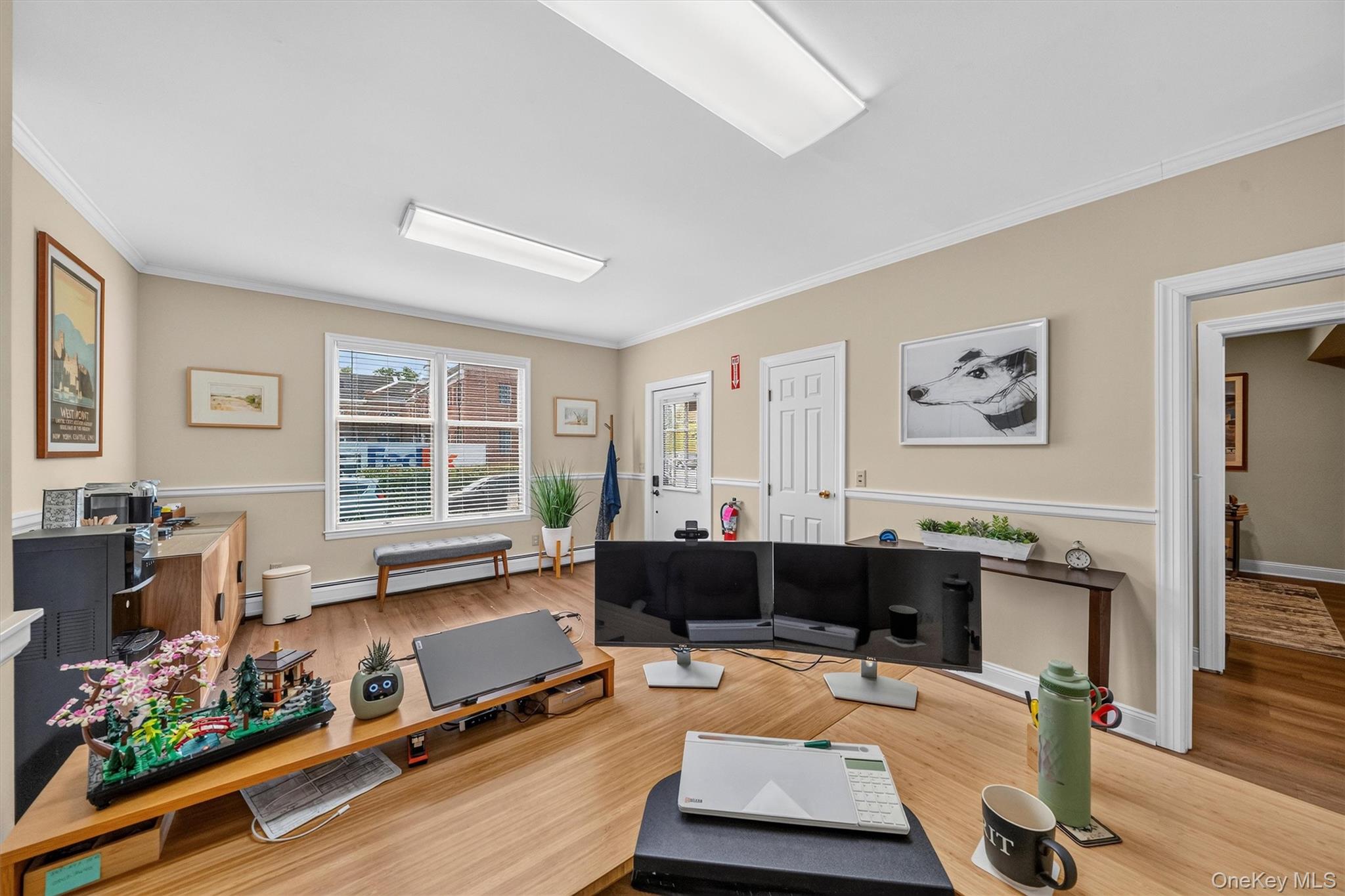 12 Scotchtown Avenue Property Photo 4