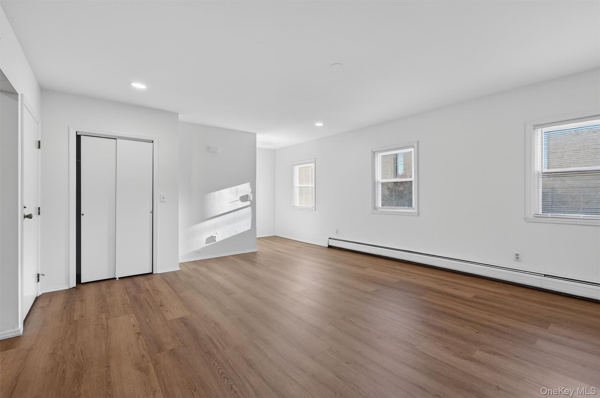 12 Scotchtown Avenue Property Photo 35