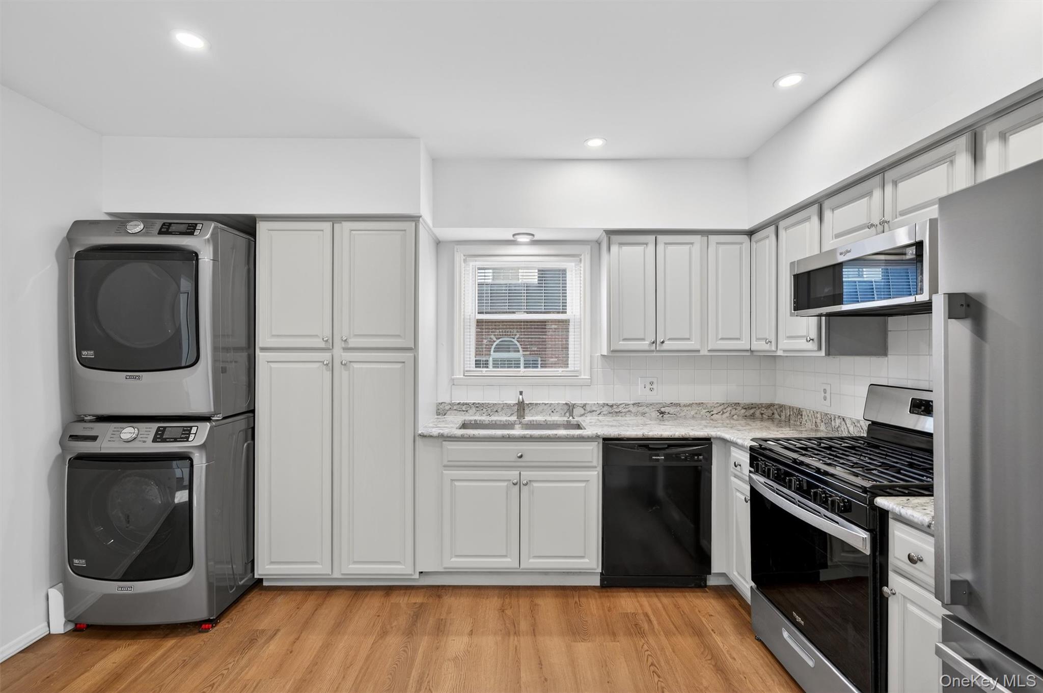 12 Scotchtown Avenue Property Photo 38