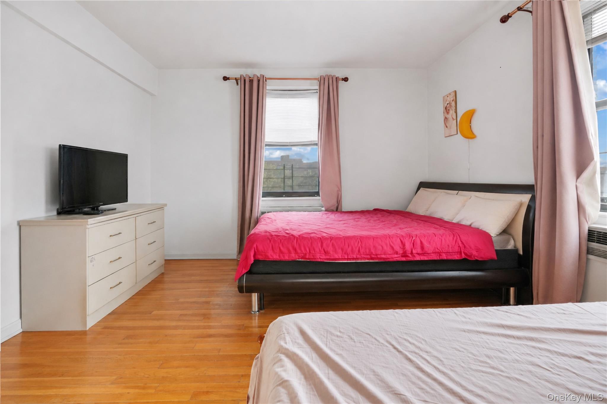 25-40 Union Street 4e Property Photo 11