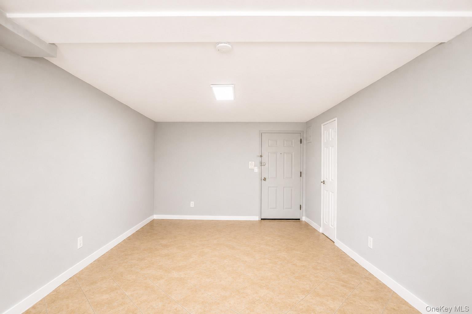 470 E Broadway A-3 Property Photo 8