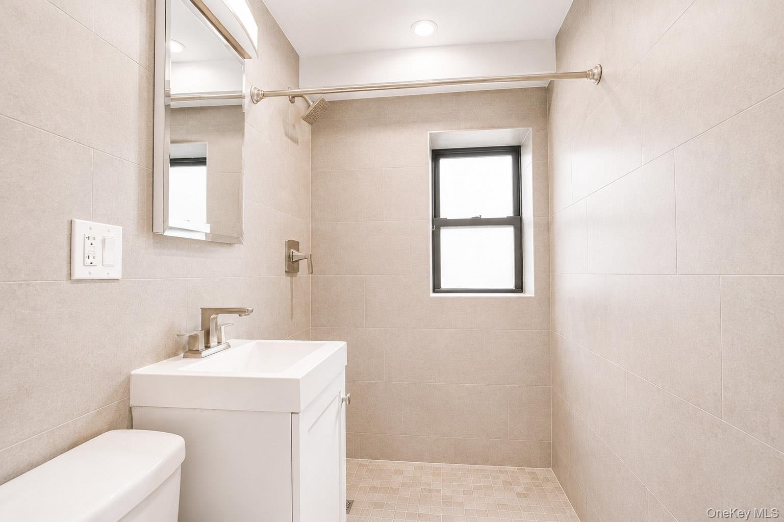 470 E Broadway A-3 Property Photo 13