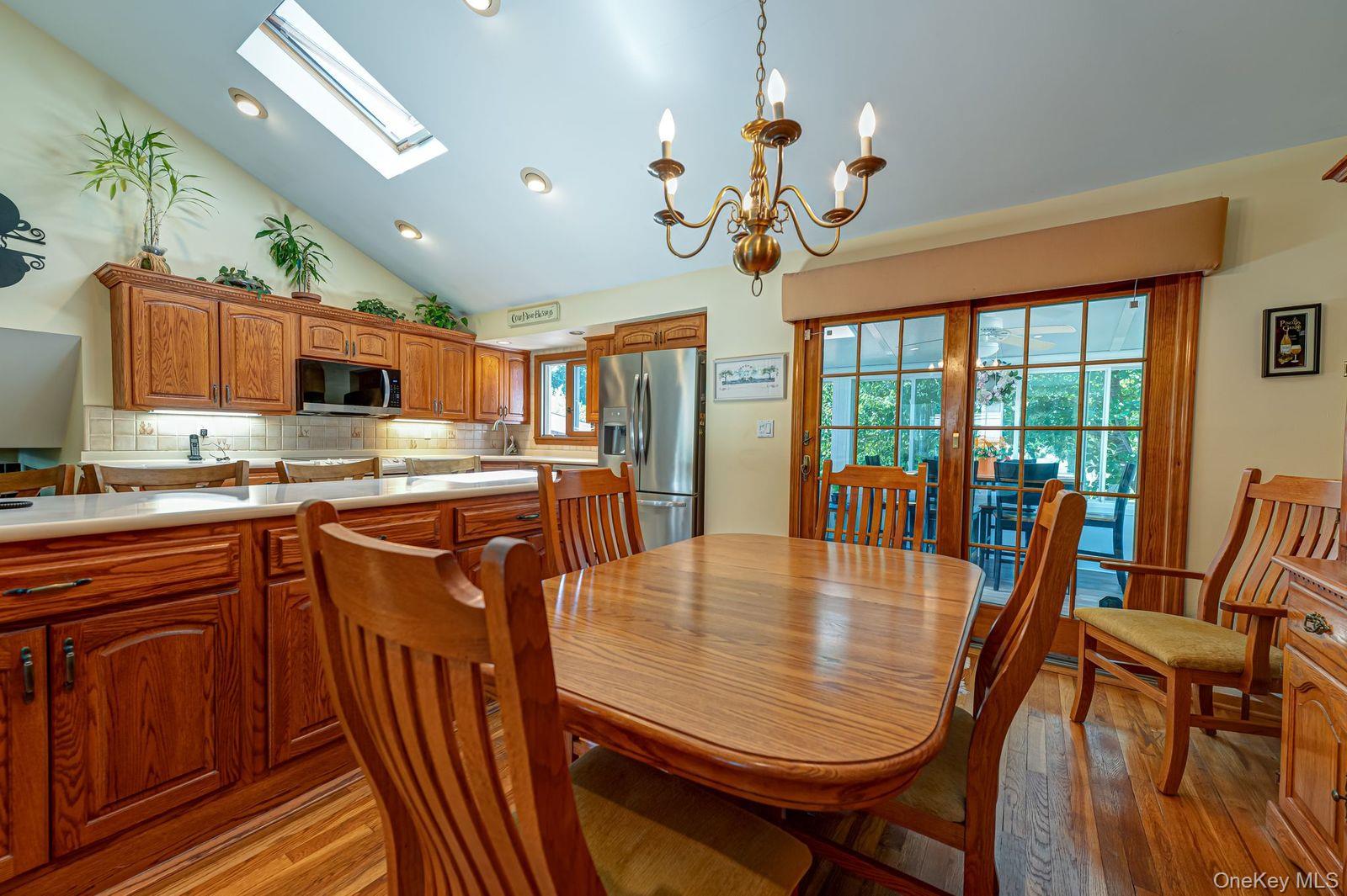10 Meredith Drive Property Photo 5