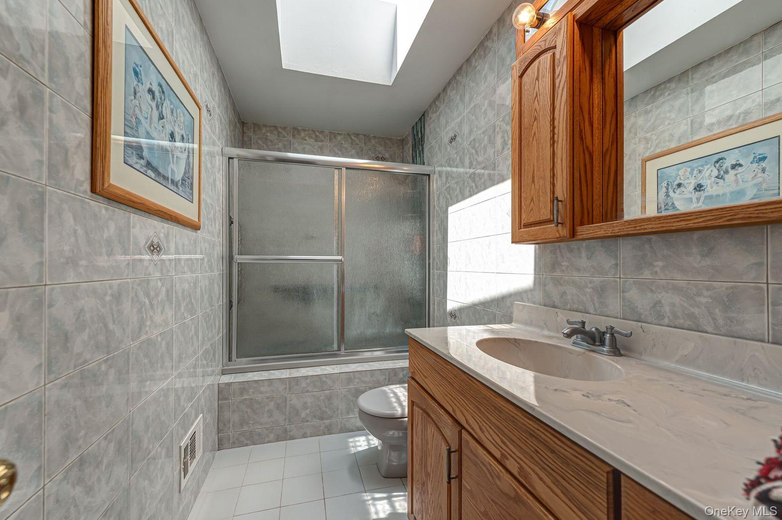 10 Meredith Drive Property Photo 10