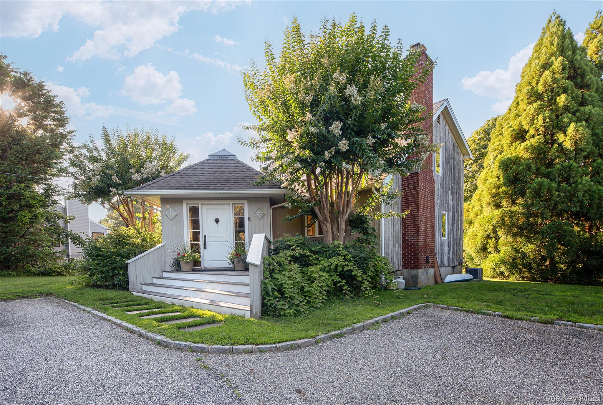 33 Hilltop Road Property Photo 1