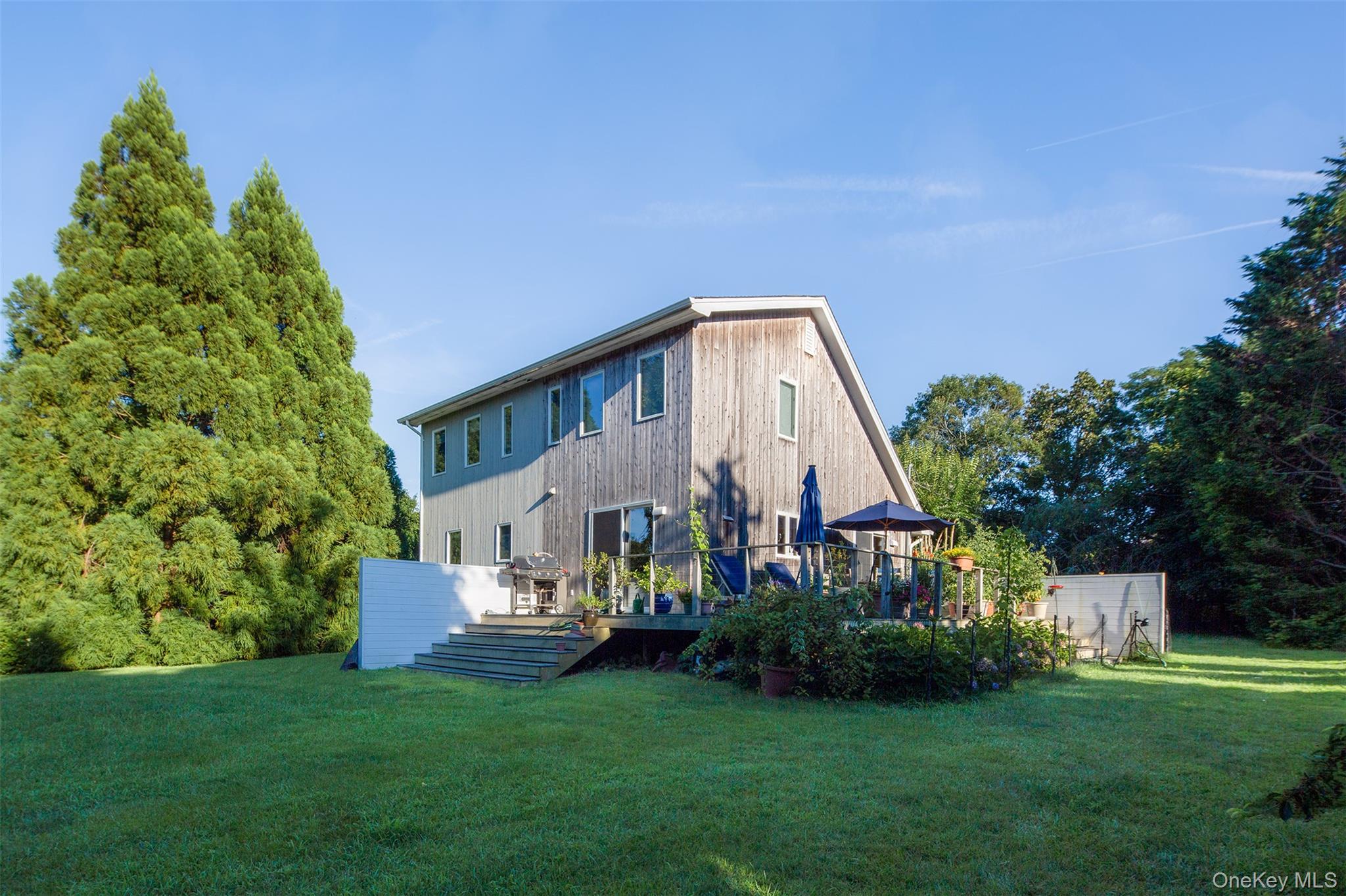 33 Hilltop Road Property Photo 3