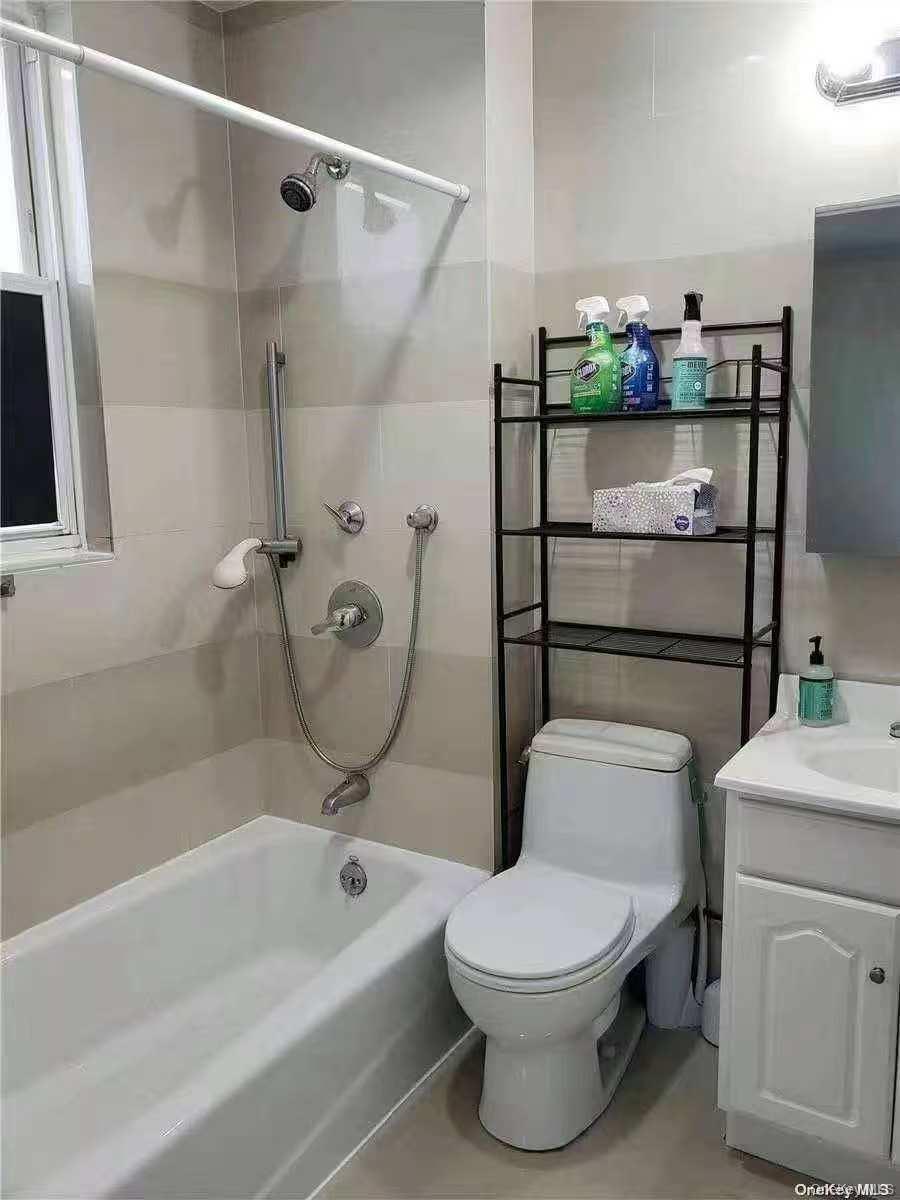 36-41 169th Street 3c Property Photo 7