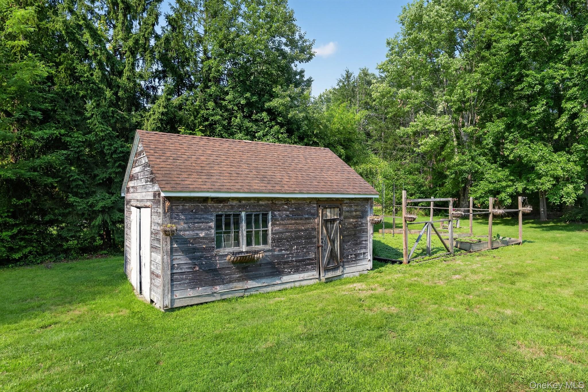 2718 Quaker Church Road Property Photo 20