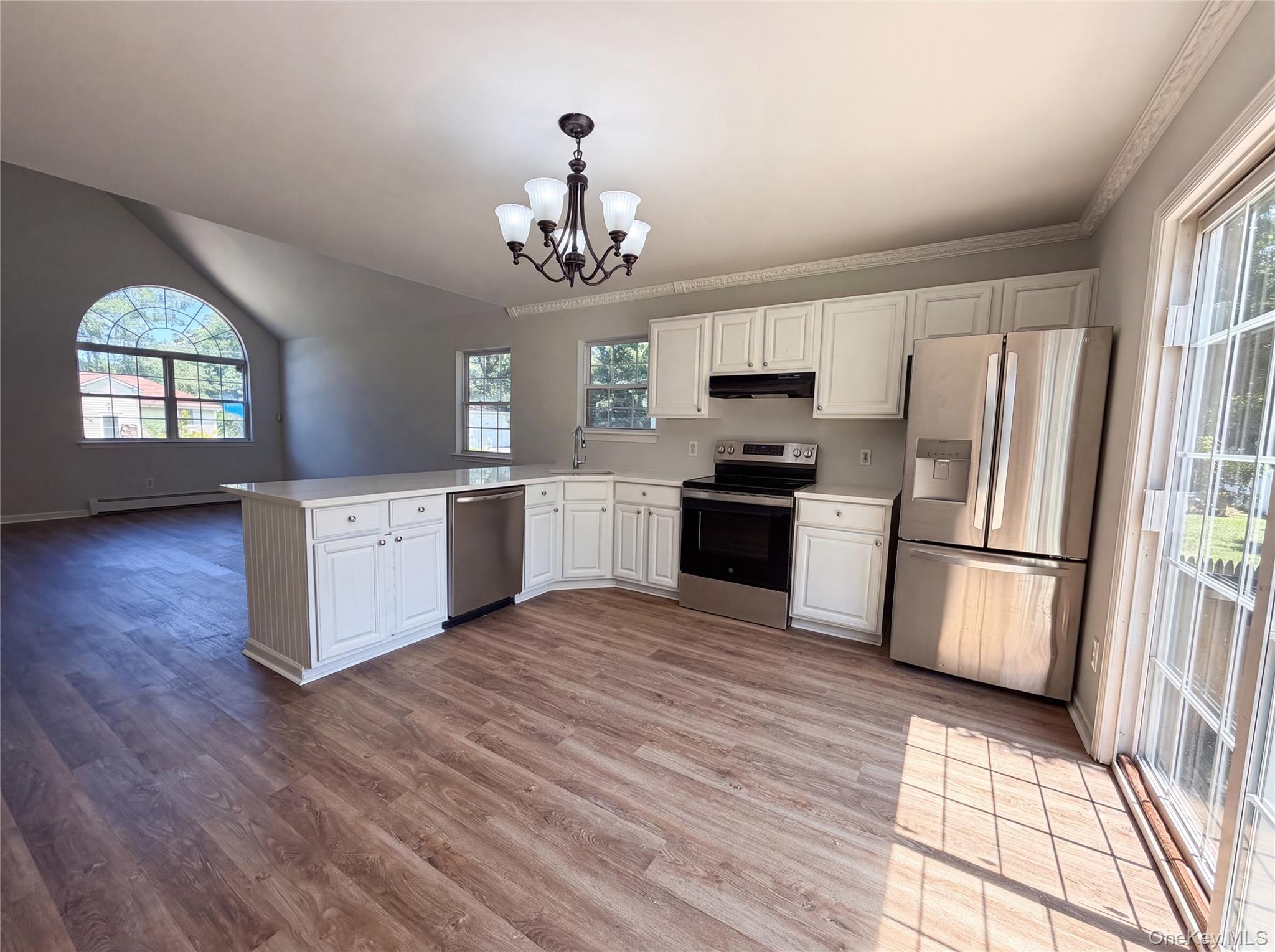 166 Moriches Avenue Property Photo 2