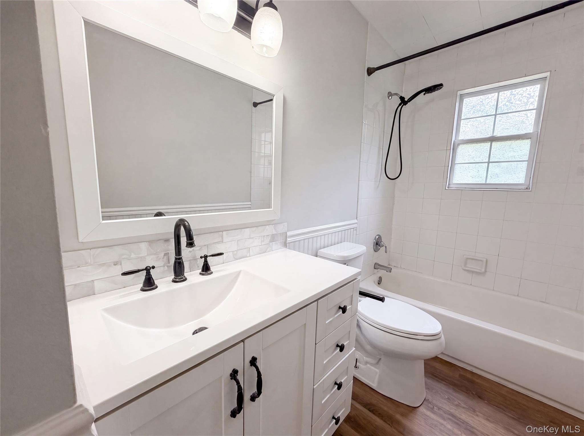 166 Moriches Avenue Property Photo 25