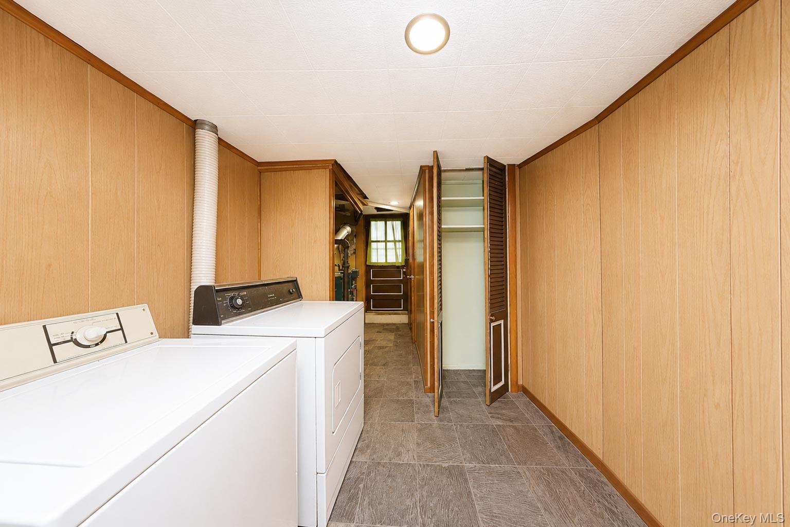63-16 76th Street Property Photo 24