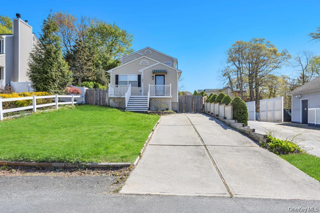 43 Comus Road Property Photo 3