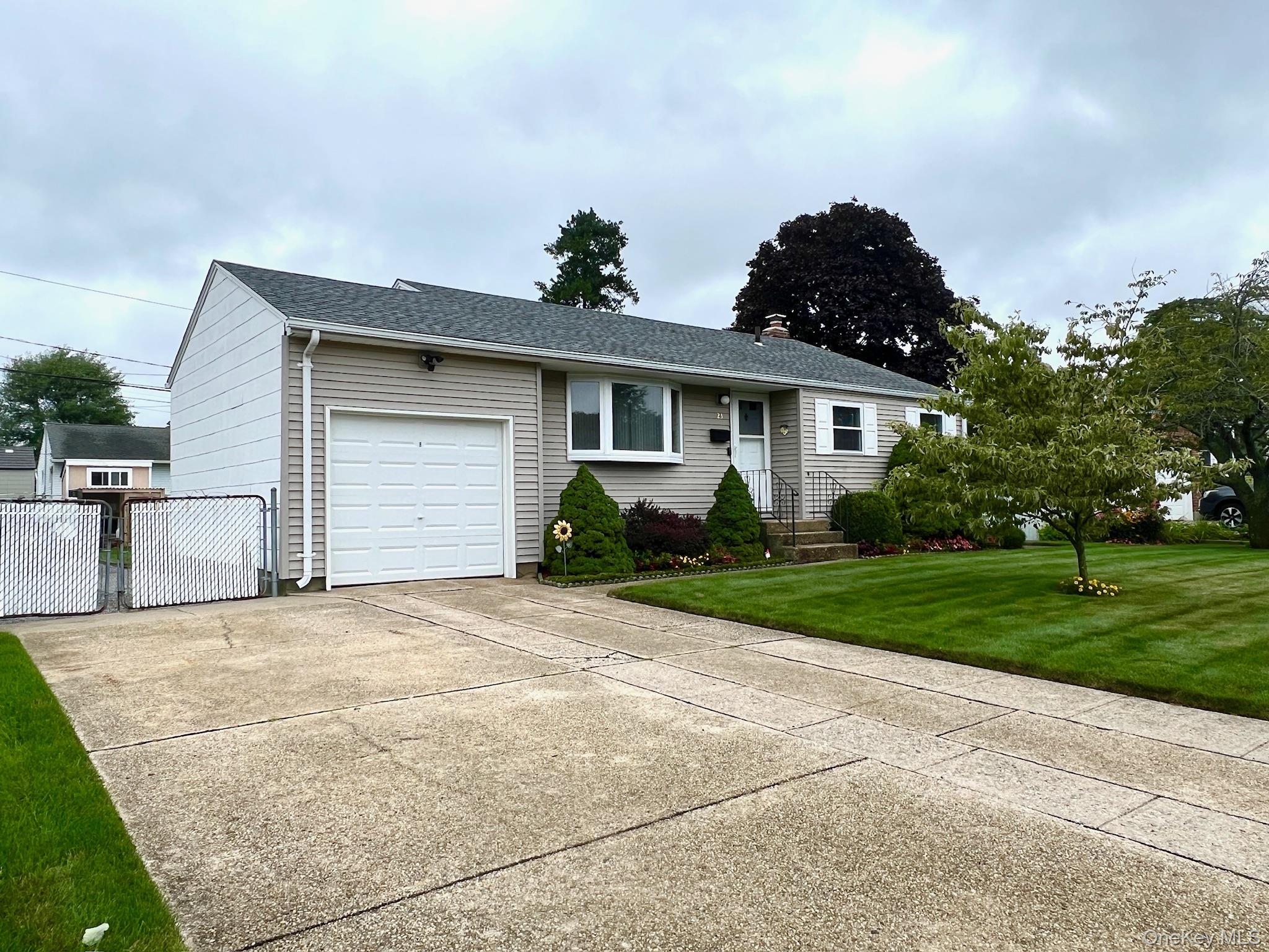23 Franklin Street Property Photo 2