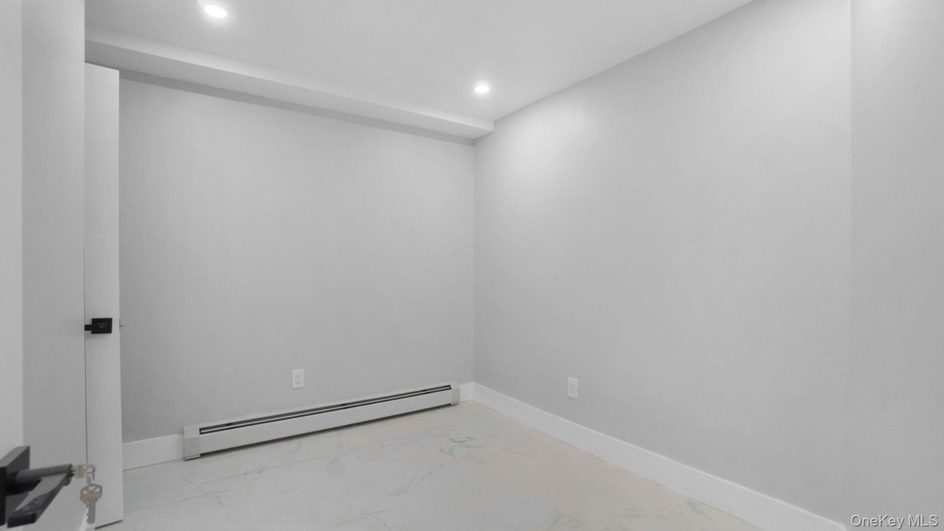 506 E 183rd Street Property Photo 17