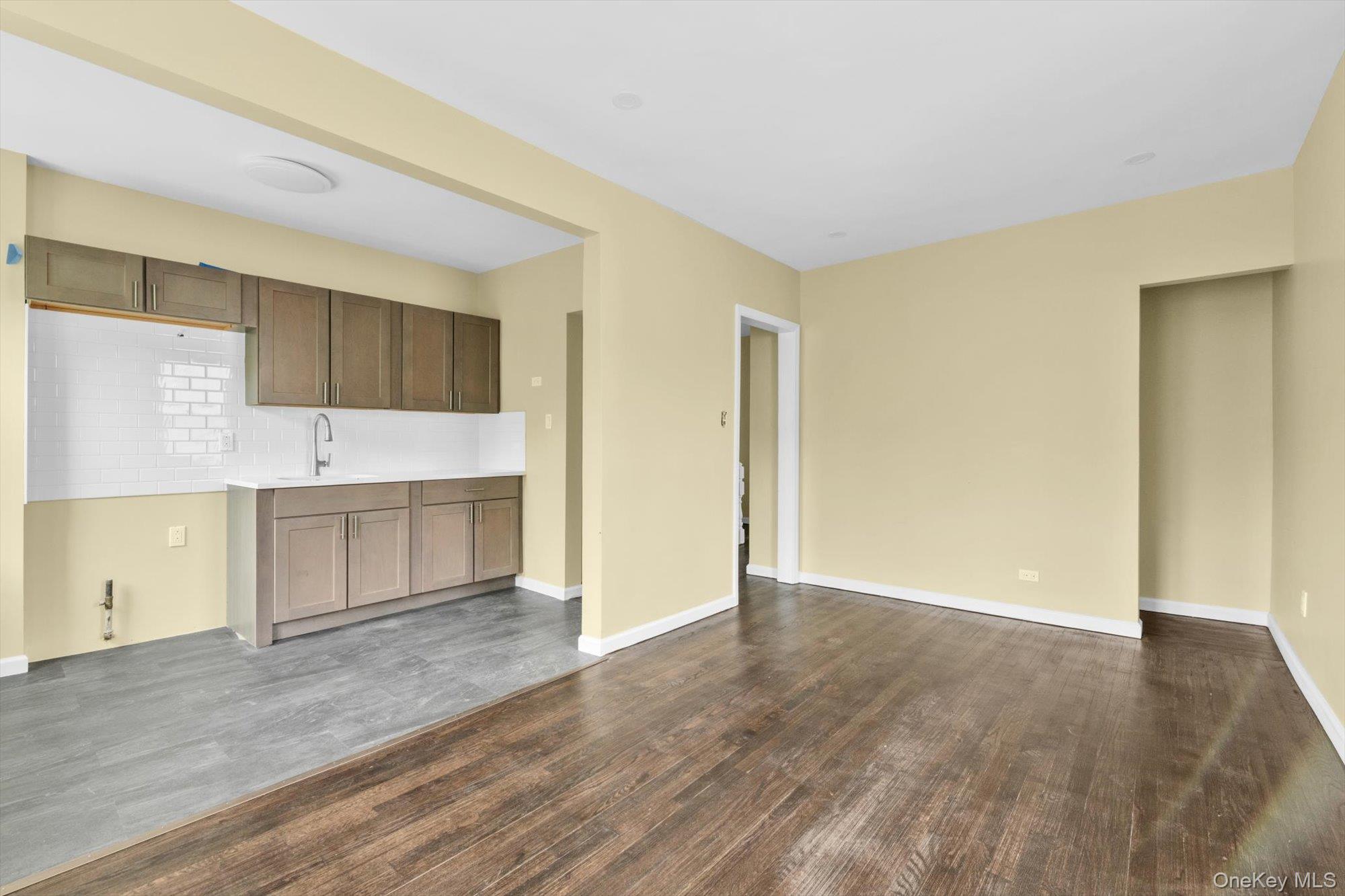 23-48 94th Street Property Photo 14