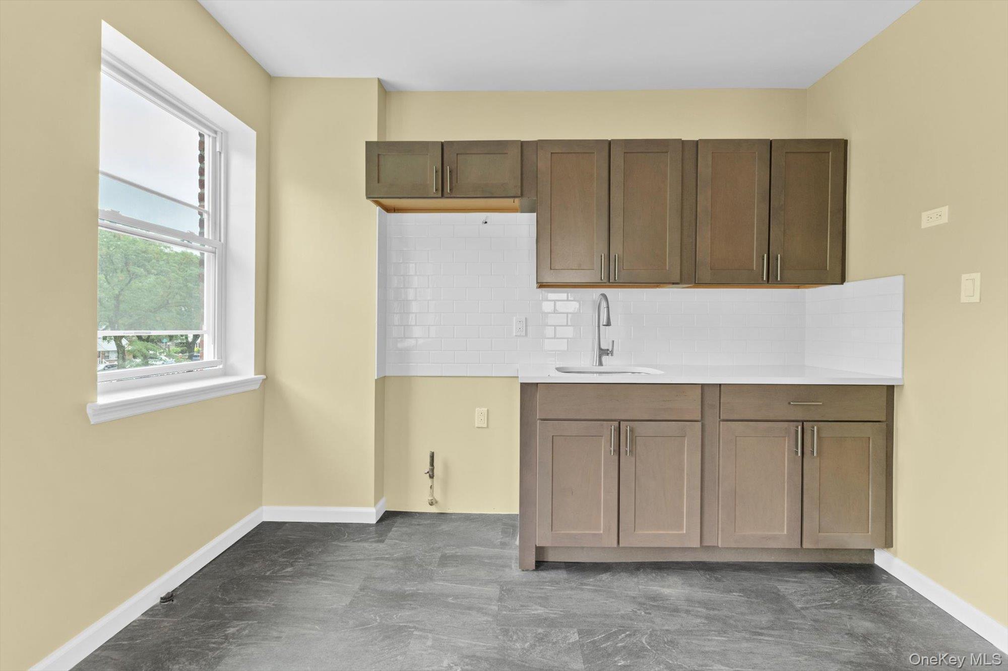23-48 94th Street Property Photo 15