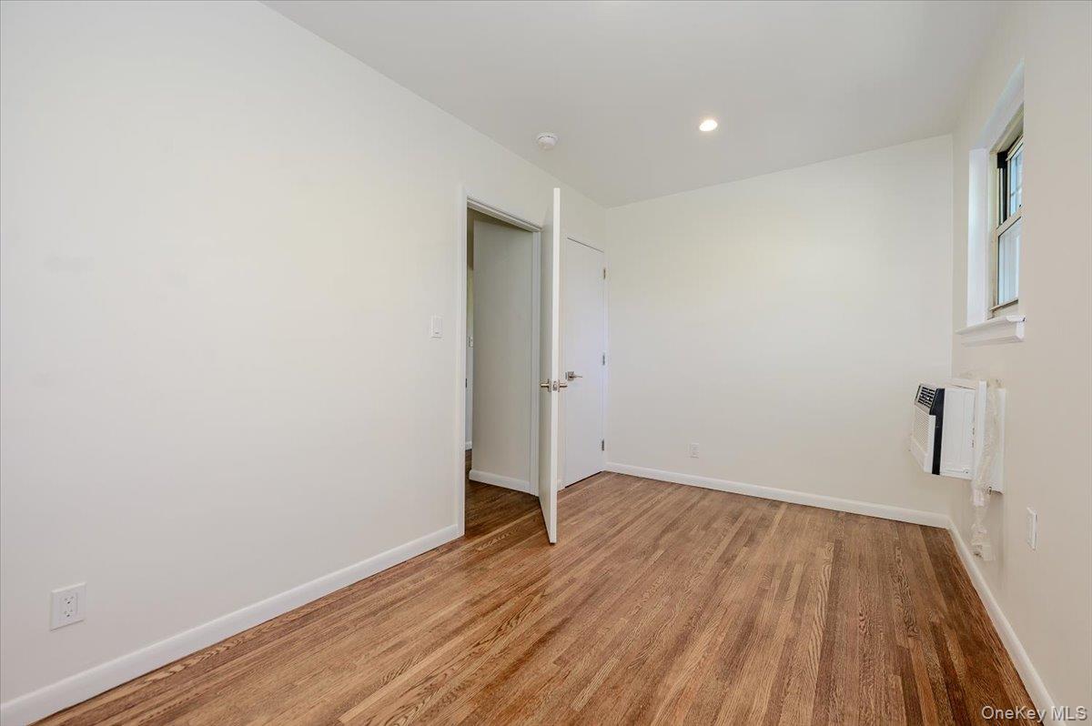 2 N Lewis Place 1.4b Property Photo 10