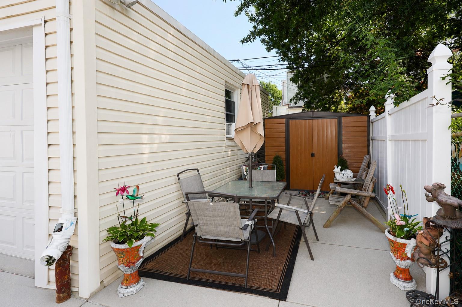 7333 71st Place Property Photo 28
