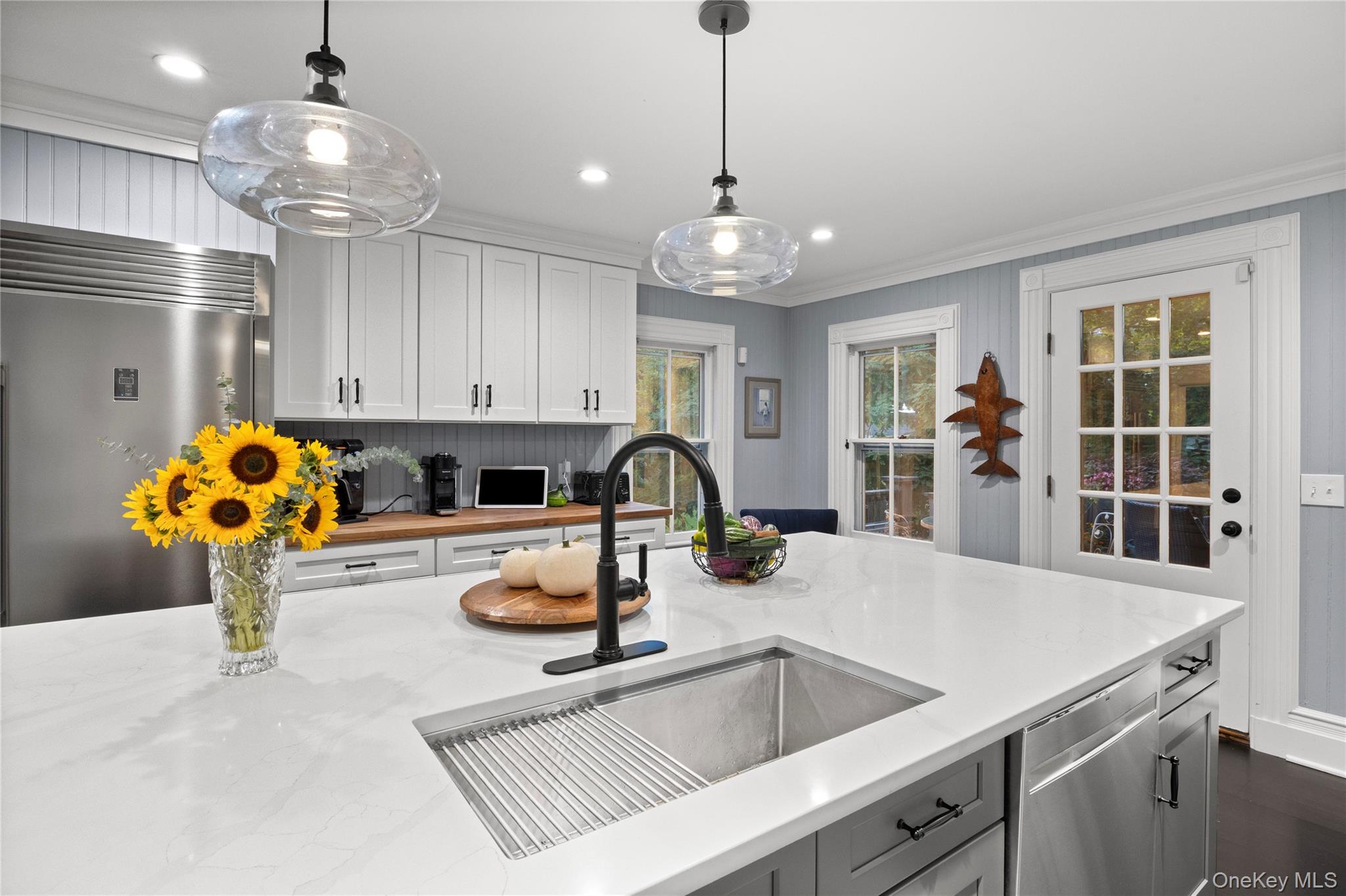 145 Shore Road Property Photo 5
