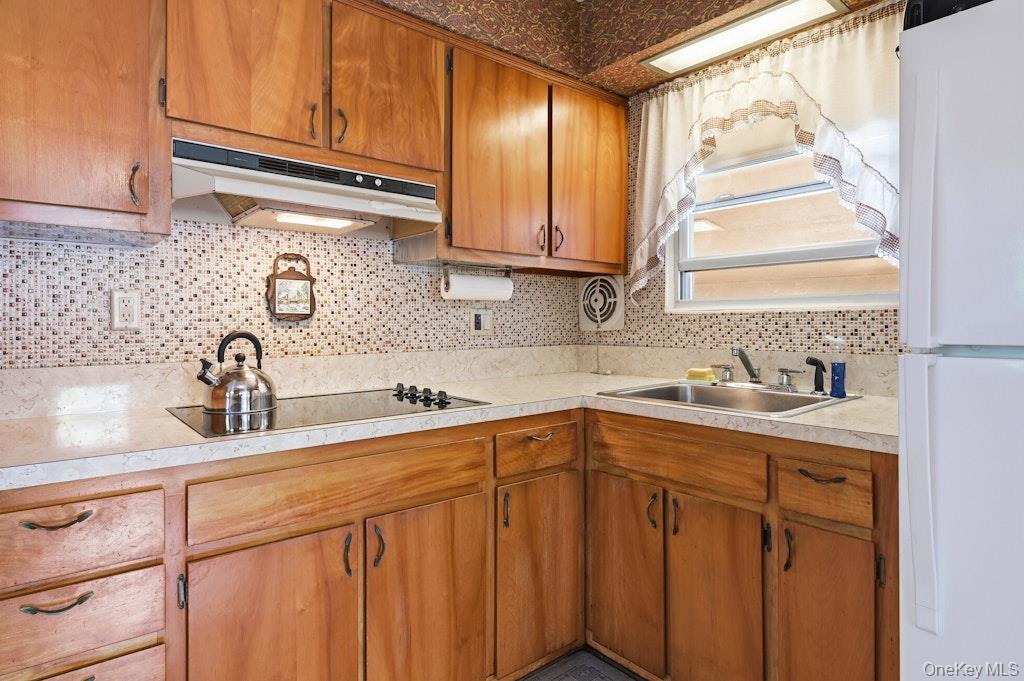 173 12th Street Property Photo 10