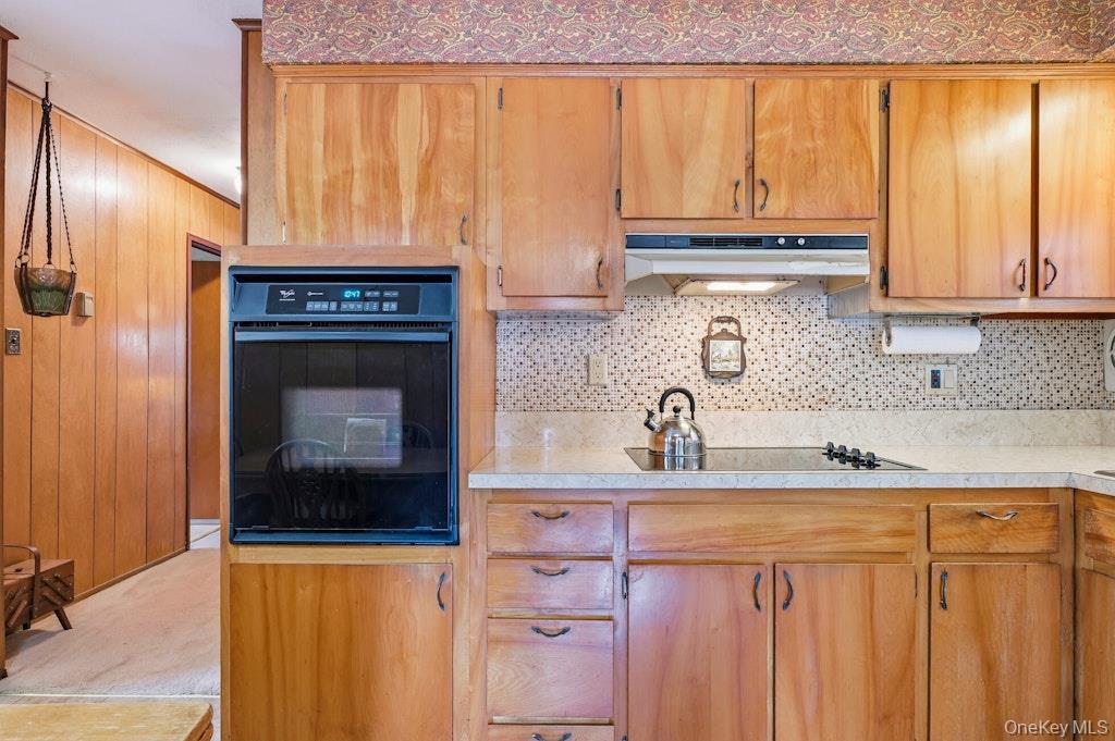 173 12th Street Property Photo 11