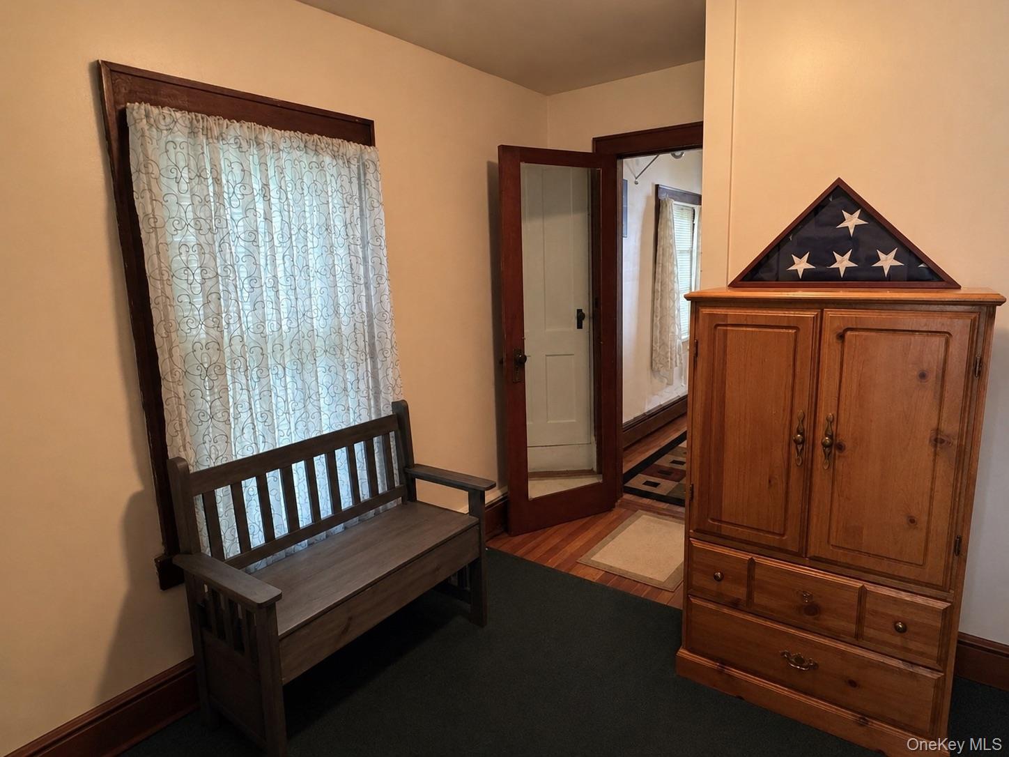 16 Esopus Avenue Property Photo 11